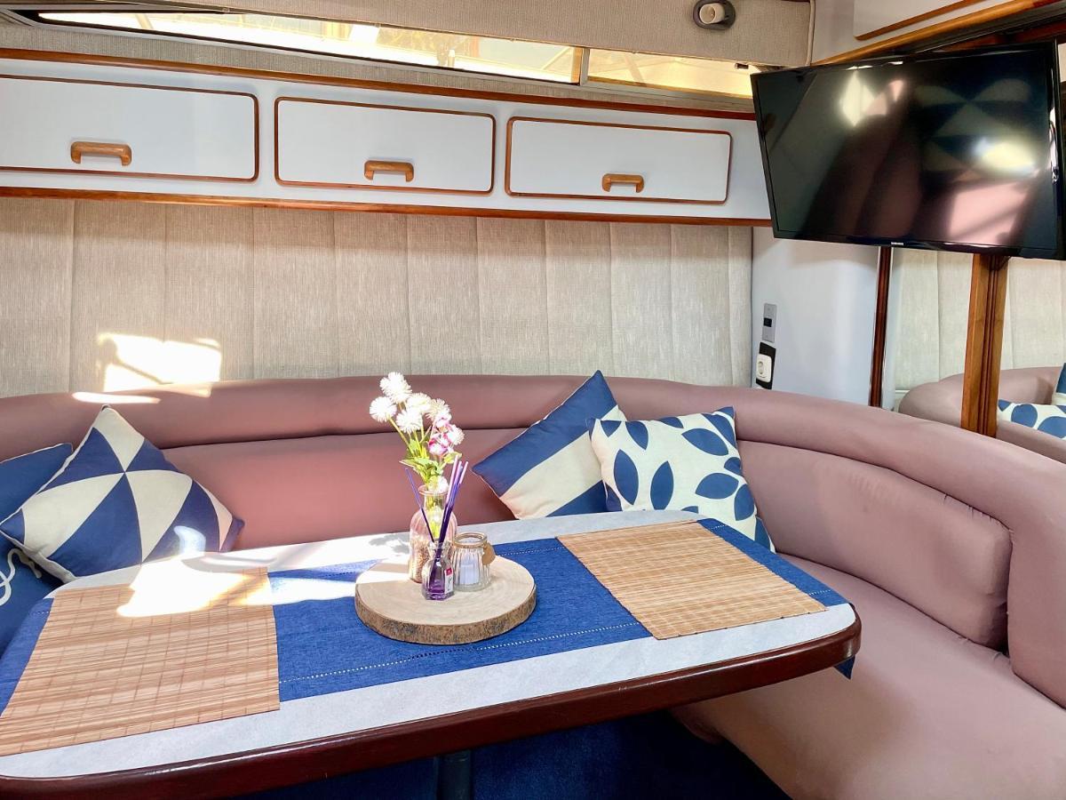 Yacht Hotel Barcelona Сан-Адриан-де-Бесос Экстерьер фото
