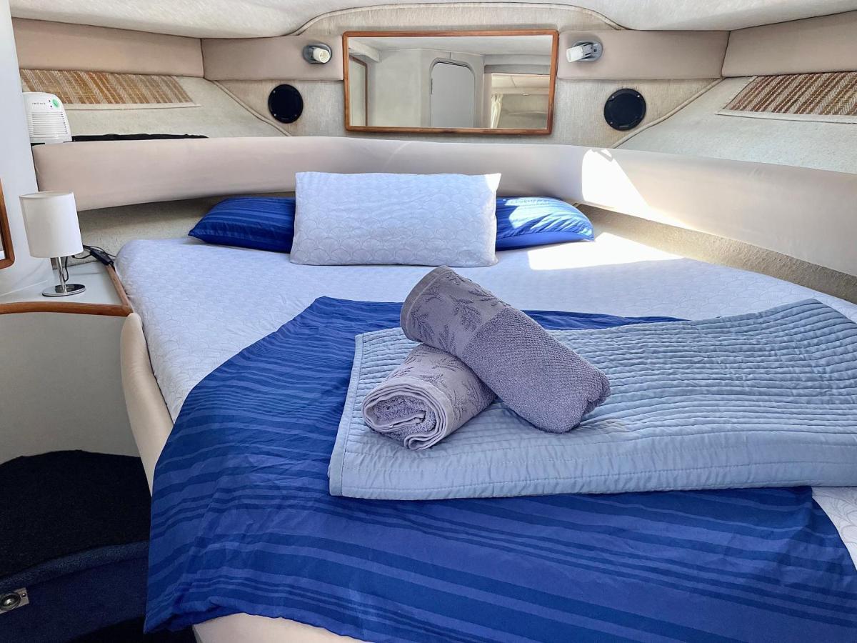 Yacht Hotel Barcelona Сан-Адриан-де-Бесос Экстерьер фото